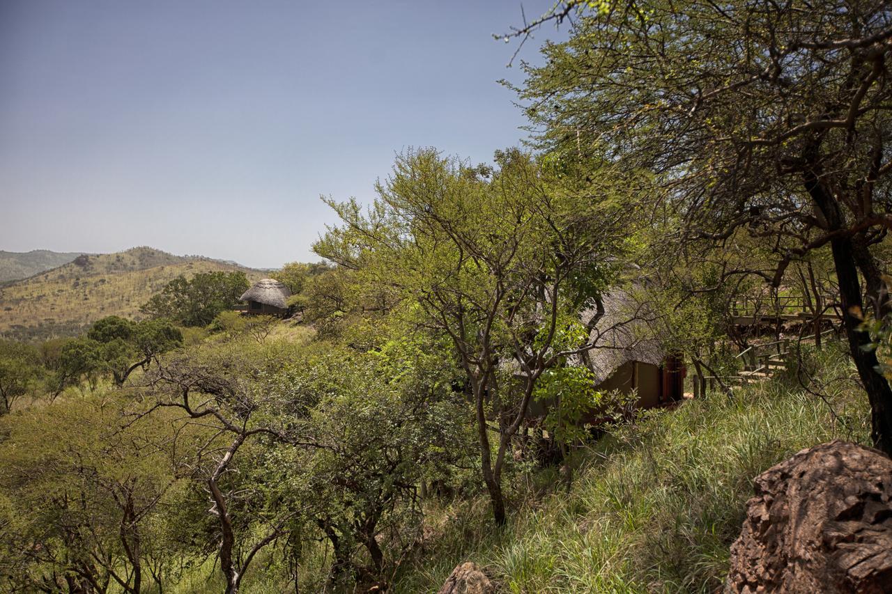 Mbali Mbali Soroi Serengeti Lodge Banagi Exterior photo